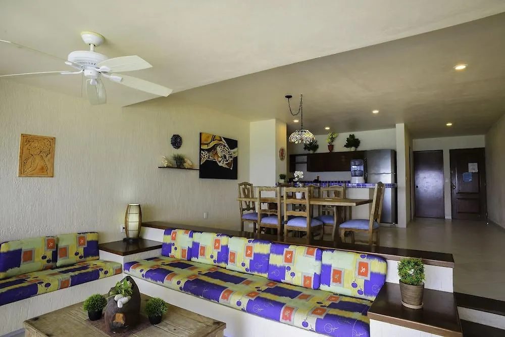 Aquatech Villas Derosa Resort Акумаль 4*,