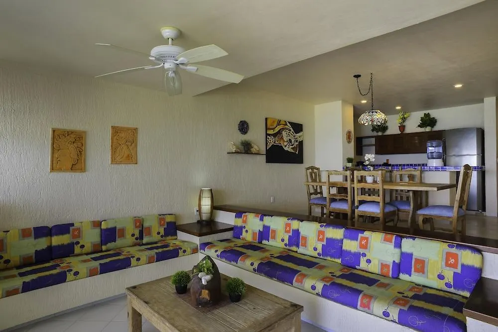 Aquatech Villas Derosa Resort Акумаль