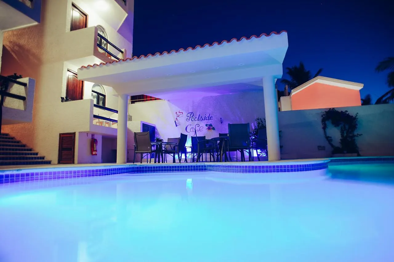 Апарт-отель Aquatech Villas Derosa Resort Акумаль