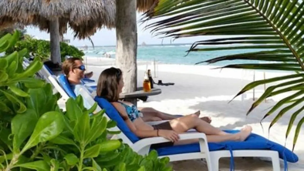 Aquatech Villas Derosa Resort Akumal Aparthotel
